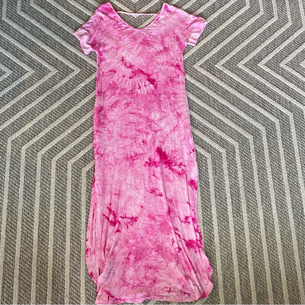 NWOT pink tie dye maxi dress 💖